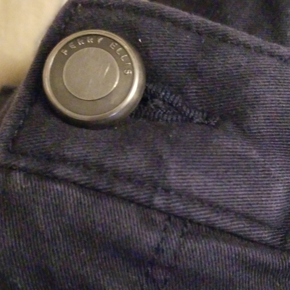 4 pairs of Perry Ellis Portfolio pants - Picture 4 of 5